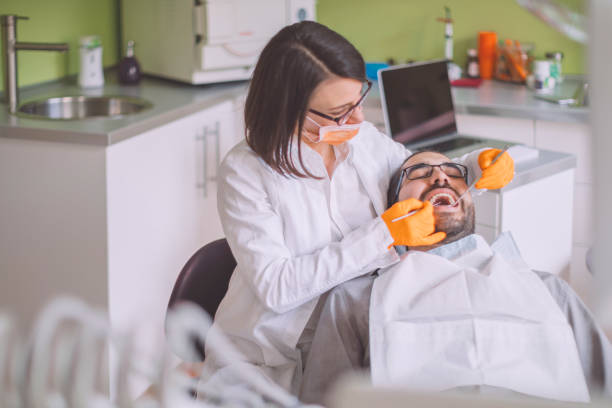 Best Broken or Cracked Tooth Emergency Dentist in Canaan, CT