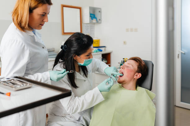 Best Emergency Dental Extractions in Canaan, CT
